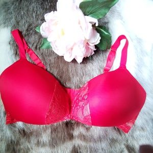 Cacique Bra Red 42 F